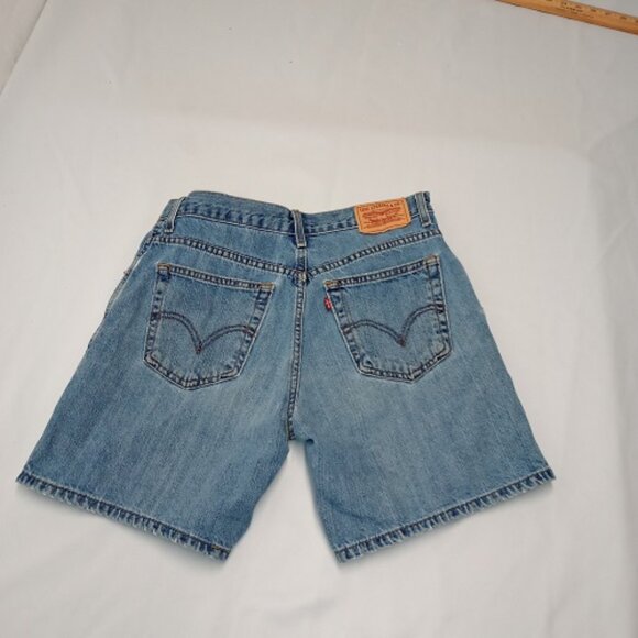 Levi's 550 Relaxed Distressed Shorts Women's Size 10 - Picture 2 of 8